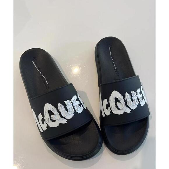 $350 Alexander McQueen Graffiti Rubber Pool Slides Black White Sandals Size 43.5
